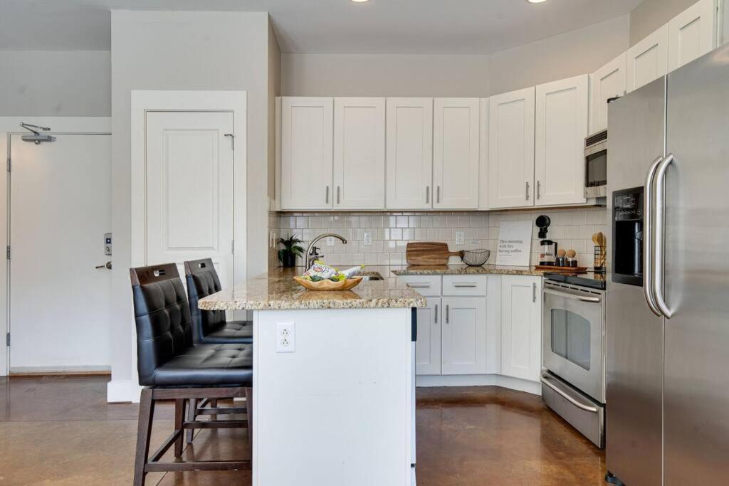 Cashville - Stylish Condo Minutes From Broadway Нэшвилл Экстерьер фото